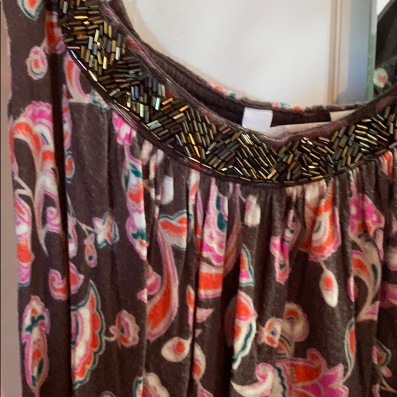 🌺 3/$15 Floral Brown Tank with Sequins - Picture 2 of 3